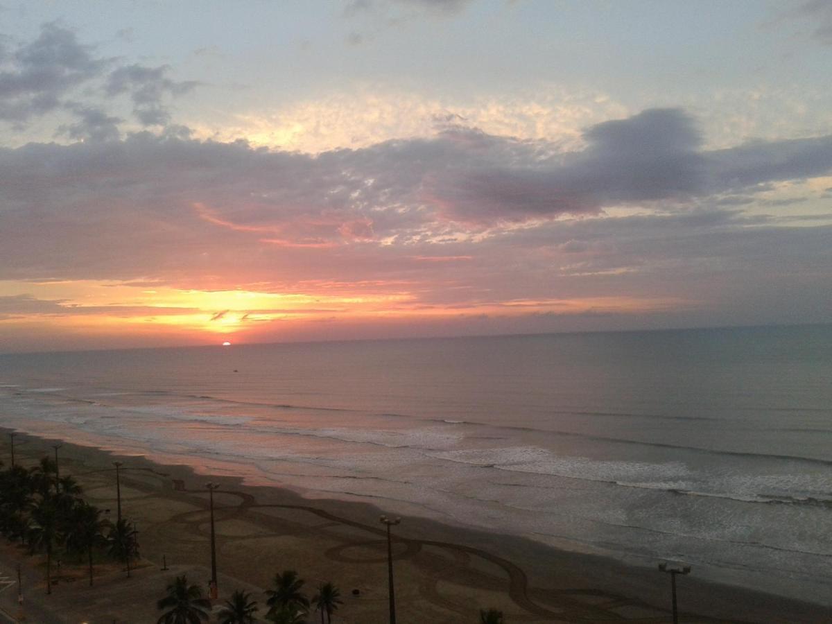 Appartamento Apto Frente Ao Mar Peruíbe Esterno foto